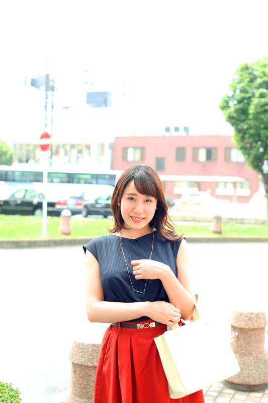 khy205