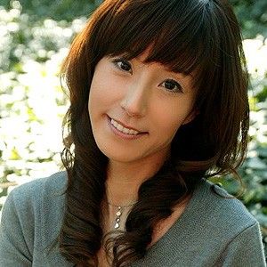 mywife010