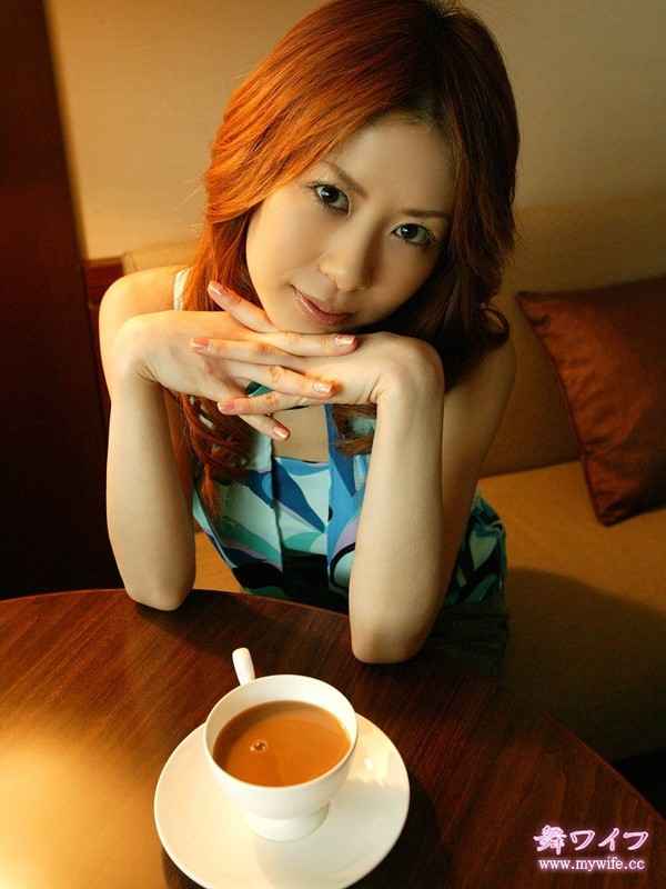 mywife054